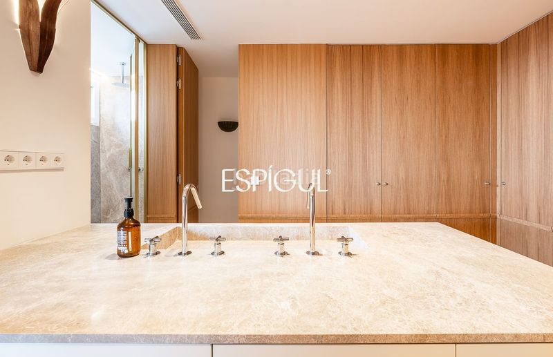 Piso en venta reformado con terraza en la torre valencia en Madrid - Imagen 49