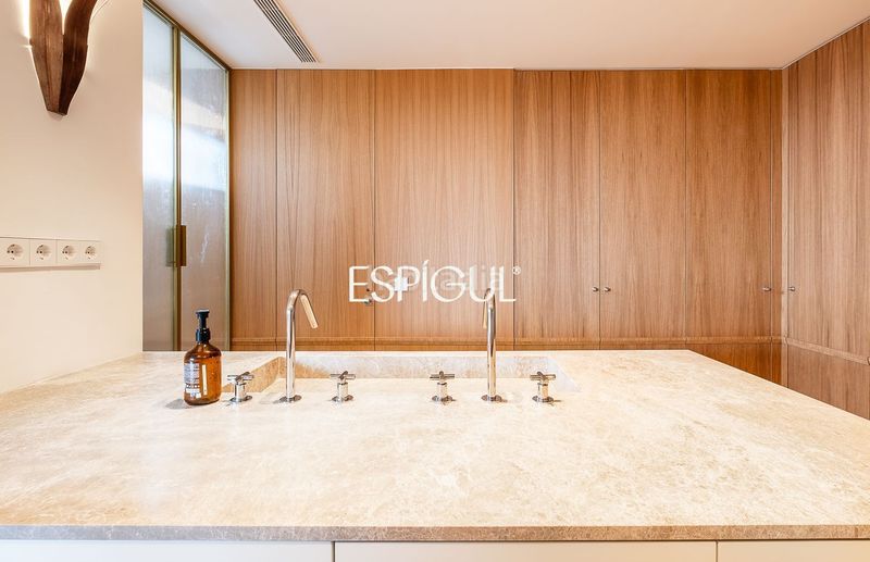 Piso en venta reformado con terraza en la torre valencia en Madrid - Imagen 48