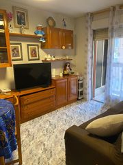 Pis a Suroeste - Zona Hospital. Ocasión 3 dormitorios 175.000 euros