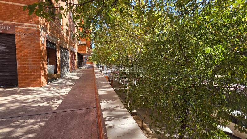 Foto 213bdb53-5a9e-4c89-a9e1-bd1121a25bad. Erdgeschoss in avenida de pablo neruda 96 in Portazgo Madrid