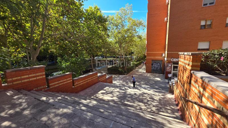 Foto bf93afbb-9969-4c7b-b964-b0b2ee27e470. Erdgeschoss in avenida de pablo neruda 96 in Portazgo Madrid