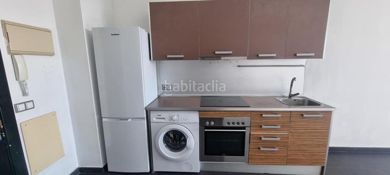 Foto 97c256fe-12e9-4344-90d4-cd6bfd93881f. Loft dans calle calle de francisco aritio 166 dans Estación-Manantiales Guadalajara