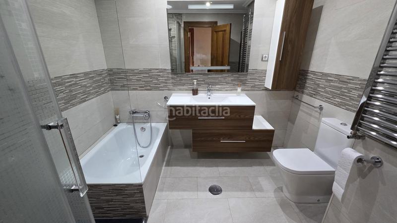 Foto dd850a46-1eec-4340-9f0f-6616d19734cc. Doppelhaus mit parking in San Roque-Concordia-Adoratrices Guadalajara