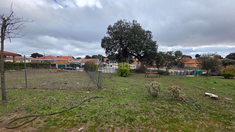Foto 7461b3f8-9142-44be-bdec-ad75dd2fa73f. Terreny residencial a Chiloeches
