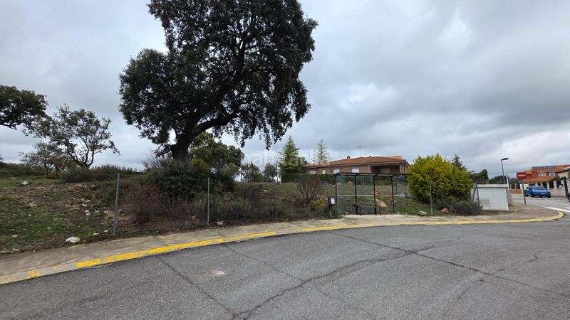 Foto 7abe7c88-7b61-4827-9516-1124aba298cc. Terreny residencial a Chiloeches