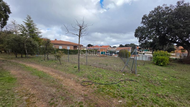 Foto d291ff33-4cea-42e4-bab7-e87d61ece125. Terreny residencial a Chiloeches