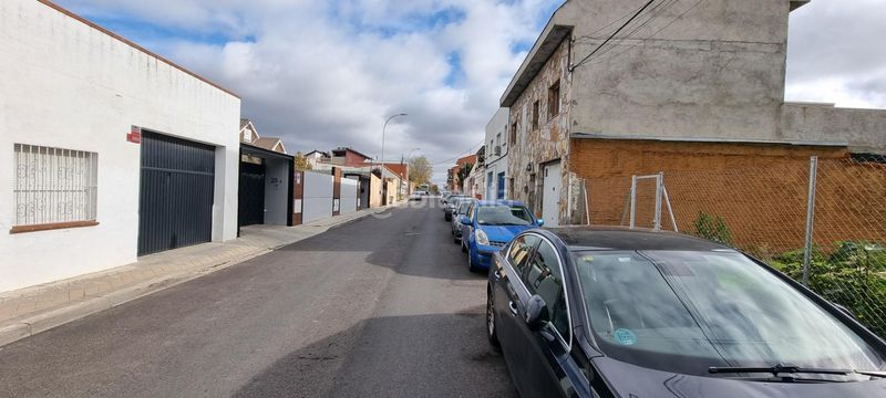 Foto 445b5f7b-2bfb-4e0a-842b-413a463835b9. Terreny residencial a Rejas Madrid