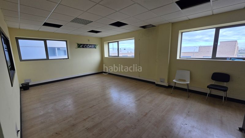 Foto a37b0258-96a3-438b-998b-f32dc86b539f. Affitto ufficio in Estación-Manantiales Guadalajara