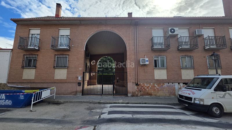 Foto fcacaafc-7141-458d-a09f-a08e07eda731. Dúplex amb piscina a Ajalvir