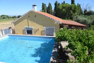 Casale in Fuente el Saz de Jarama. Chalet independiente en fuente el saz