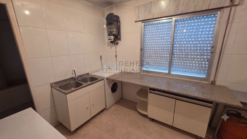 Foto da7fbeb7-2107-466a-81d3-6e7c9f399c3a. Mas dans Molar (El)