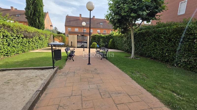 Foto 2070c632-b28f-4c4e-9ed6-75f2680cac6e. Semi detached house with heating parking pool in Prado Norte Algete