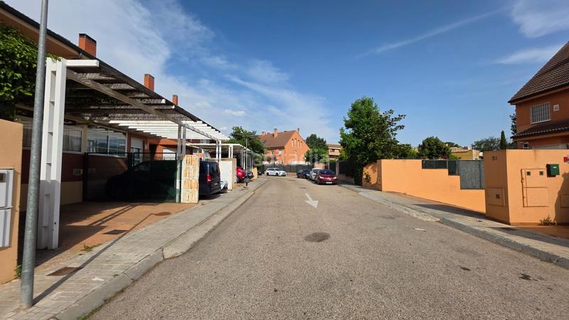 Foto 9d7a2e14-3d6e-4649-ae35-6bd23377dedd. Semi detached house with heating parking pool in Prado Norte Algete