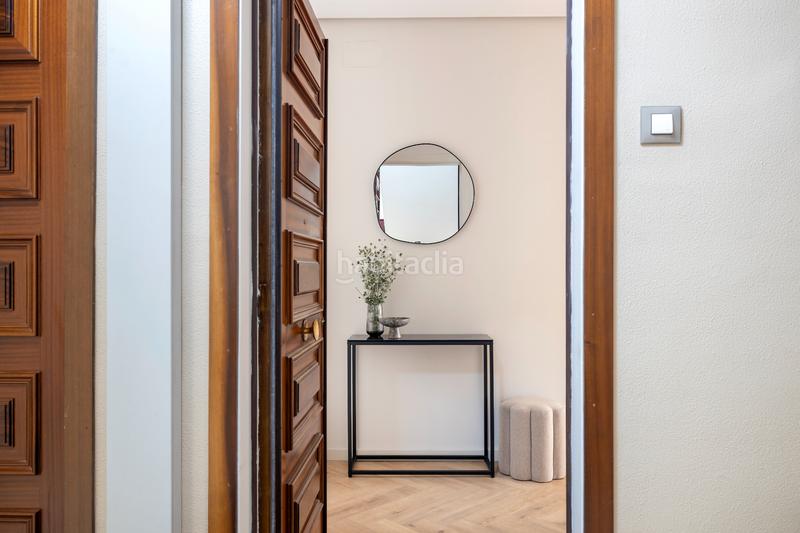 Foto 5600fe06-ab97-4fc8-b4a9-f62bb1b2daad. Lloguer pis amb calefacció a Sant Antoni Barcelona