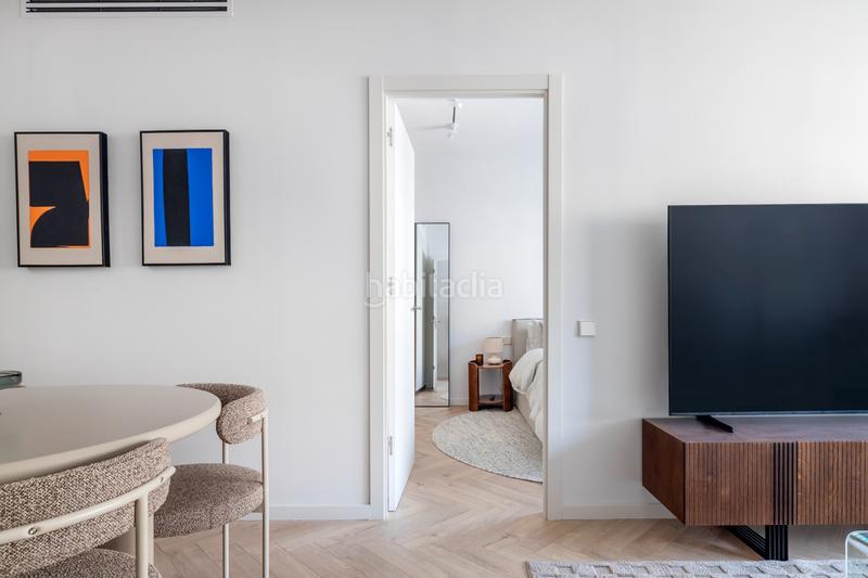 Foto 1a69bb62-01b8-41b2-8930-fb8445b0b978. Rent flat with heating in Sant Antoni Barcelona