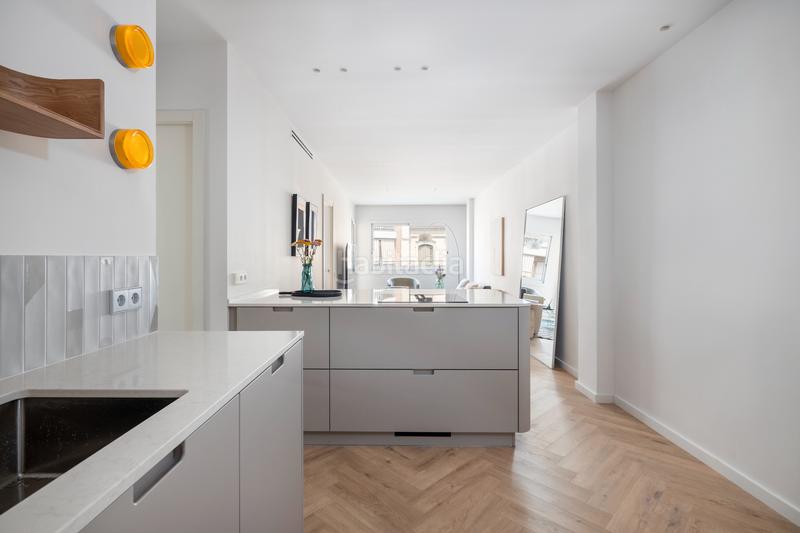 Foto 52c8a8a5-6117-4ff0-89f2-410a3744c145. Rent flat with heating in Sant Antoni Barcelona