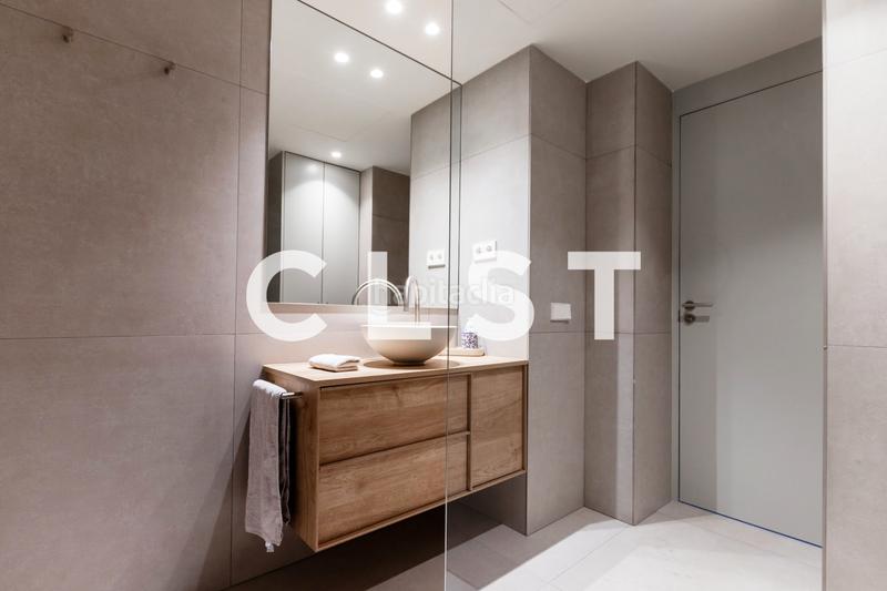 Foto 12d69cde-1b9c-4824-92d4-36172ff4329c. Alquiler piso exclusiva vivienda en alquiler en pleno passeig de gràcia – en Barcelona