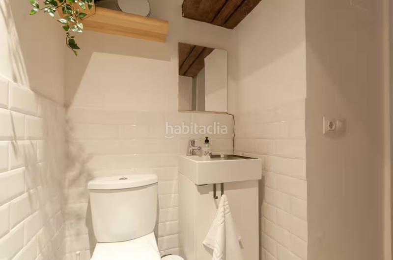 Foto 2f6fbc24-d7a9-420e-bf4a-b3c945bf0466. Appartamento con riscaldamento in St. Pere - Sta. Caterina - El Born Barcelona