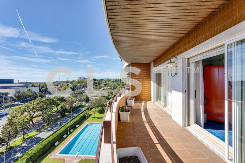 Foto 583344ae-60f2-4c07-aad8-76830c2a4c40. Affitto appartamento con riscaldamento parcheggio piscina in Barcelona