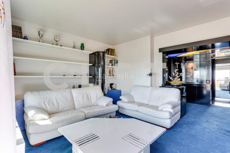 Foto bf200424-f766-41ce-8e86-be5daa6671b2. Affitto appartamento con riscaldamento parcheggio piscina in Barcelona