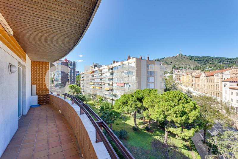 Foto 1255eff6-a695-468a-a903-ef2e61e82c9a. Rent flat with heating parking pool in Dreta de l´Eixample Barcelona