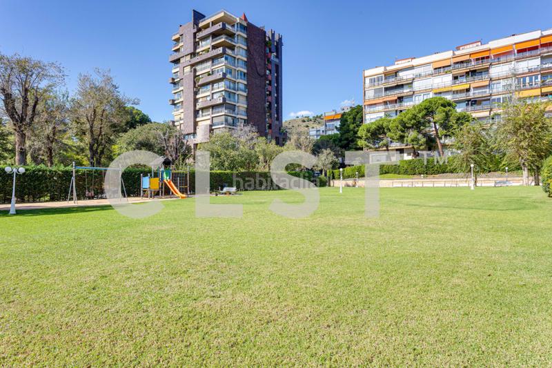 Foto 2915696c-11eb-43a4-84d2-5ba89a4e711b. Rent flat with heating parking pool in Dreta de l´Eixample Barcelona