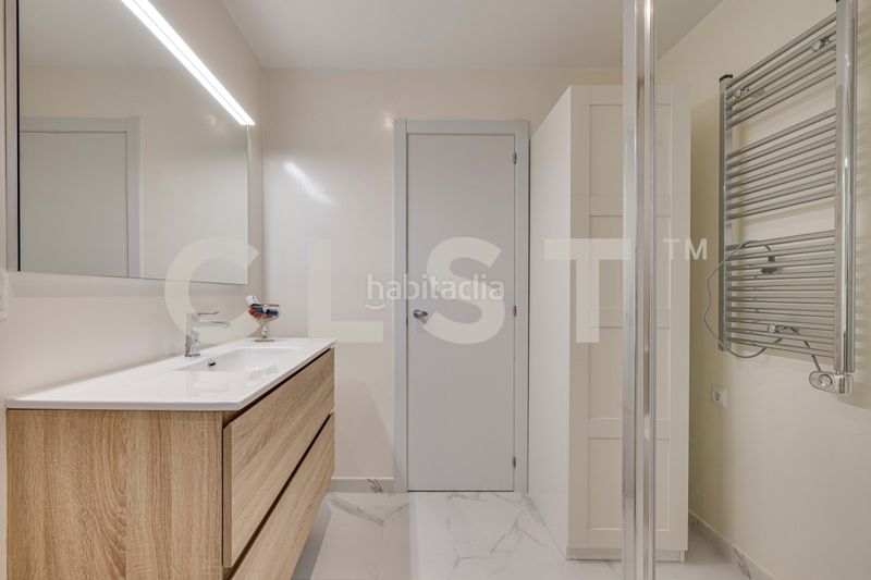 Foto b9feef19-db98-44d9-ac1e-9d4bdfe5b689. Pis amb calefacció a Dreta de l´Eixample Barcelona