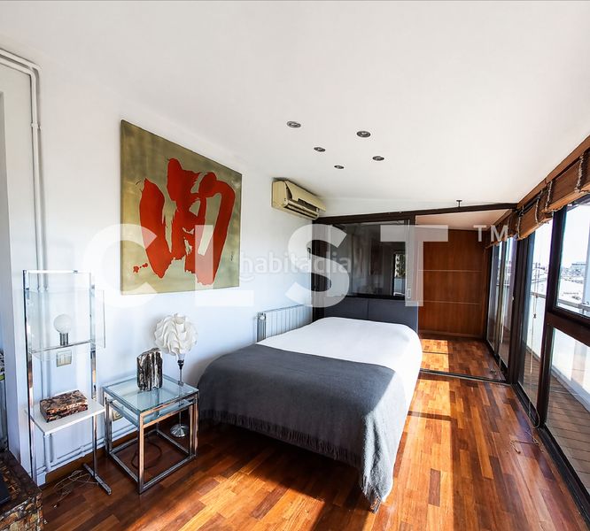 Foto 358a7f64-982a-4ef0-ab24-1cd58f7b0a25. Lloguer àtic amb calefacció a Putget - Farró Barcelona