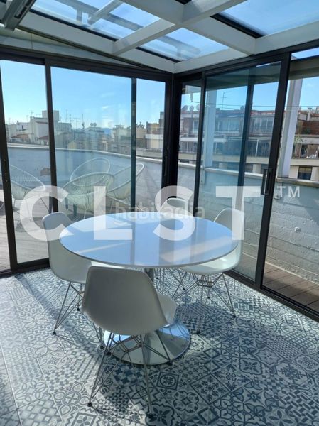 Foto 3b3c4772-8aa0-4989-9b69-f0a462623d33. Lloguer àtic amb calefacció a Putget - Farró Barcelona