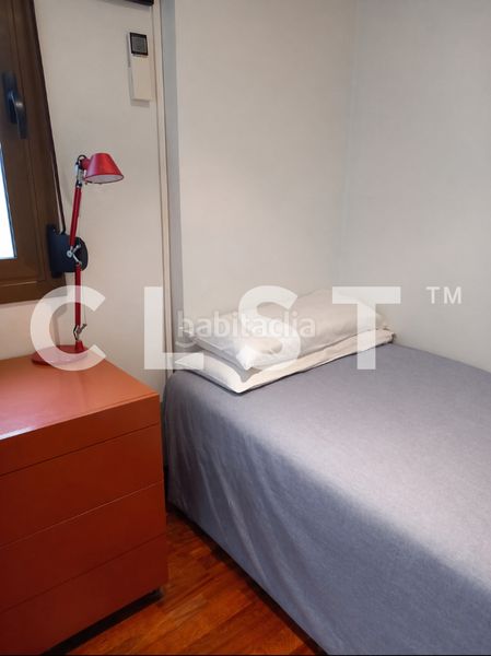 Foto b294a785-0da0-4dc3-a291-635ae7bb31fa. Lloguer àtic amb calefacció a Putget - Farró Barcelona