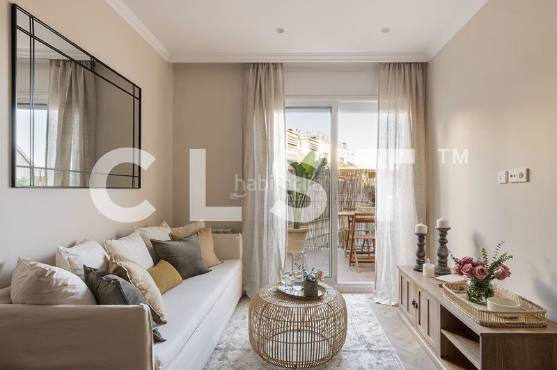 Foto 164b13e6-e88f-4416-9126-528545b6f293. Rent penthouse with heating in L´Antiga Esquerra de l´Eixample Barcelona