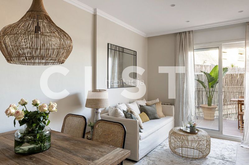 Foto ee2b775d-ad5f-4ad2-a619-1452f93ff8fe. Rent penthouse with heating in L´Antiga Esquerra de l´Eixample Barcelona