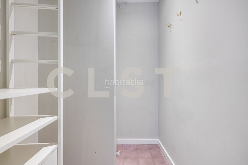 Foto 3836076e-d377-458a-92ab-146a622394eb. Apartament amb calefacció a Gòtic Barcelona