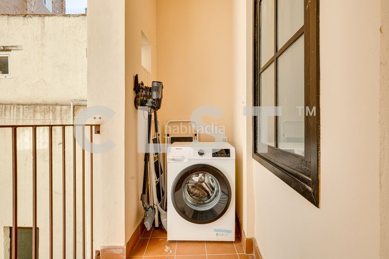 Foto 47c8e299-5fc7-4df0-821f-a44de28dca9a. Apartament amb calefacció a Gòtic Barcelona