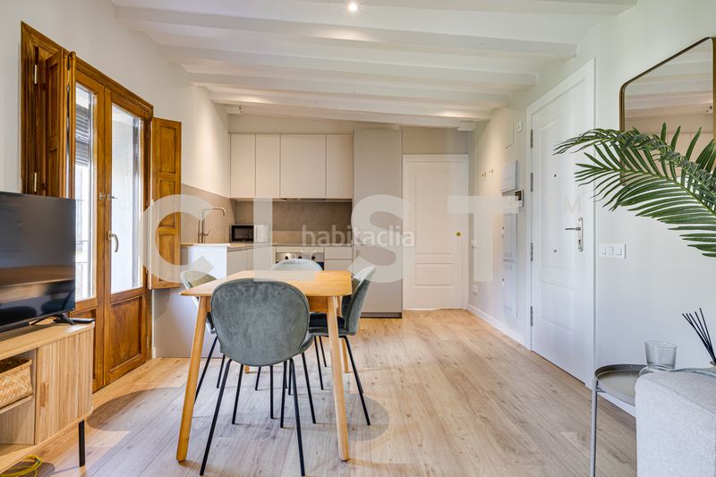 Foto 66de333d-3f00-4b31-9e19-82d2203aeb4c. Apartament amb calefacció a Gòtic Barcelona