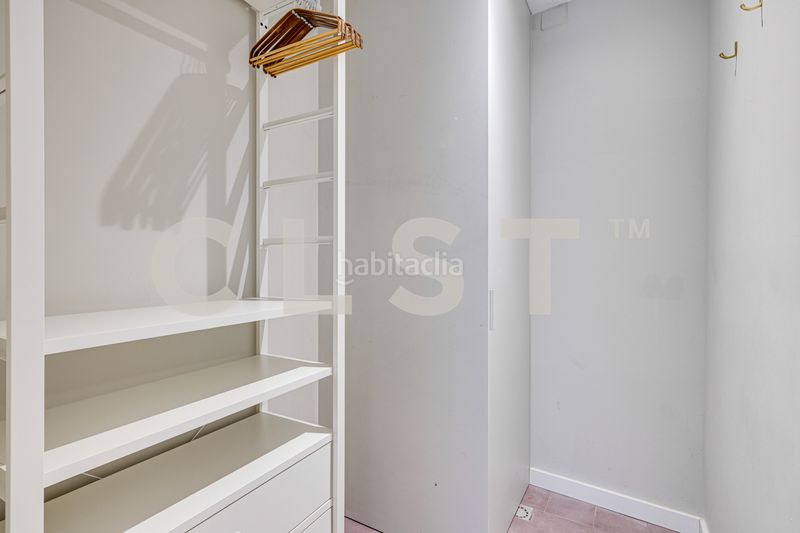 Foto b0ad4dfe-91bb-4f27-a604-a814c3f67666. Apartament amb calefacció a Gòtic Barcelona