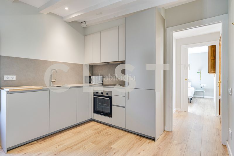 Foto fd4abaa4-7379-4a35-ad2e-53d066a5320d. Apartament amb calefacció a Gòtic Barcelona