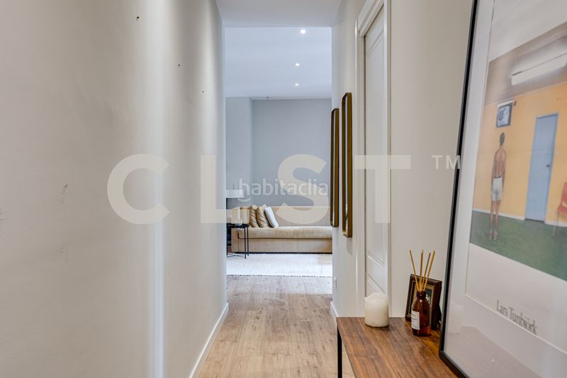 Foto 945cb2ca-4594-4e70-8b88-a137e8f0204b. Apartament amb calefacció a Gòtic Barcelona