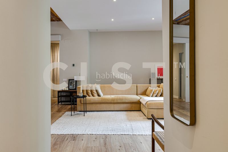 Foto cf8f0cb1-4a23-4739-894b-f3f2ccc825c4. Apartament amb calefacció a Gòtic Barcelona