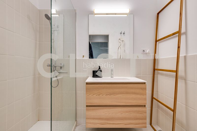 Foto db9dc779-0f6a-493e-808a-077ed27c8493. Apartament amb calefacció a Gòtic Barcelona