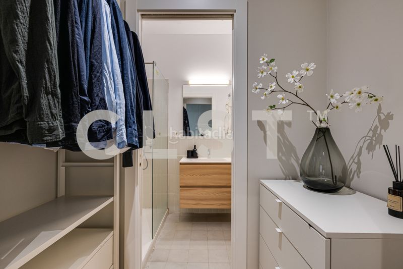 Foto de76a601-8895-49fc-ad3e-0ff8f01193ea. Apartament amb calefacció a Gòtic Barcelona