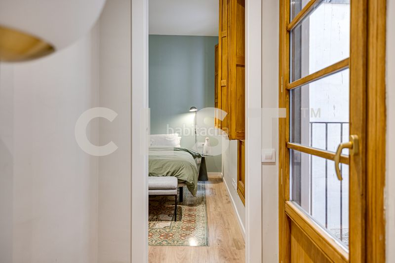 Foto e7febac9-b7bd-4090-9cbc-607412c71baf. Apartament amb calefacció a Gòtic Barcelona