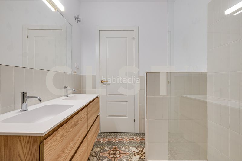 Foto fc1ea885-5ae3-4af1-a852-7060eeced343. Apartament amb calefacció a Gòtic Barcelona