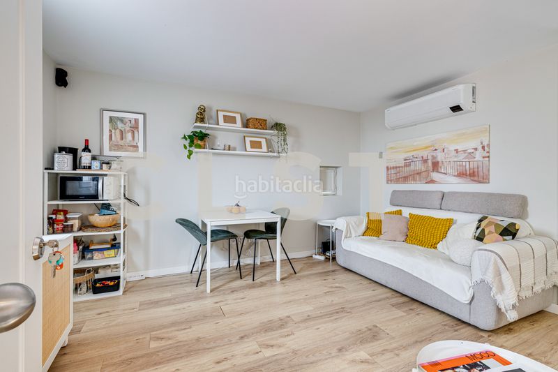 Foto e4daa902-739b-48e0-9cfa-4c6e9be1ebab. Àtic amb calefacció a Gòtic Barcelona