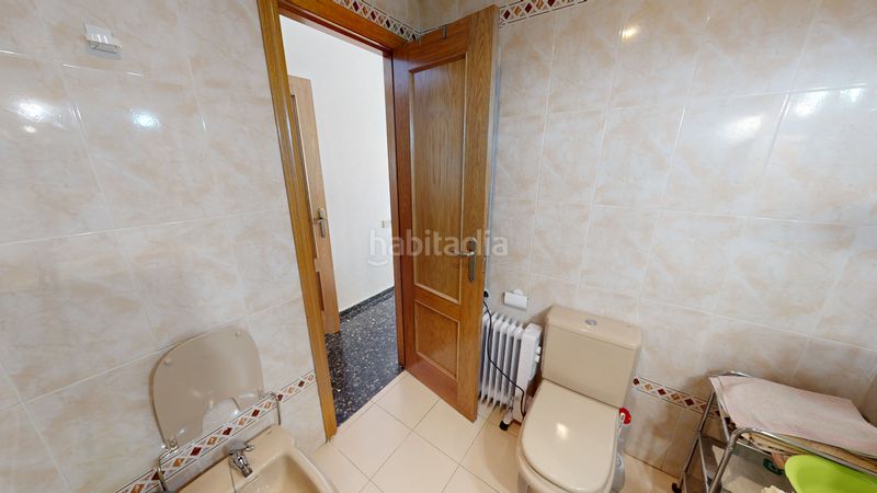 Foto d4637c75-72e1-4f0c-9314-558f3ee0f3f8. Pis amb xemeneia calefacció a San Pablo Albacete