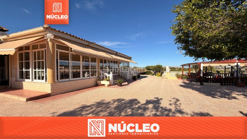Foto 3fb3d58d-be5b-42a2-bed9-05508932b726. Xalet amb aparcament piscina a Jubalcoi Elche / Elx