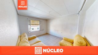 Appartamento  Carrer esperidion porta requesens. ¡ segunda planta real en carrus!