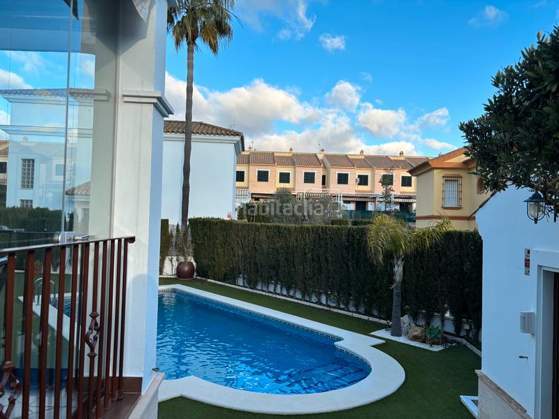 Foto cfa8ce77-bdb4-4980-a80c-953636825a1a. Xalet amb calefacció aparcament piscina a Islantilla golf Islantilla