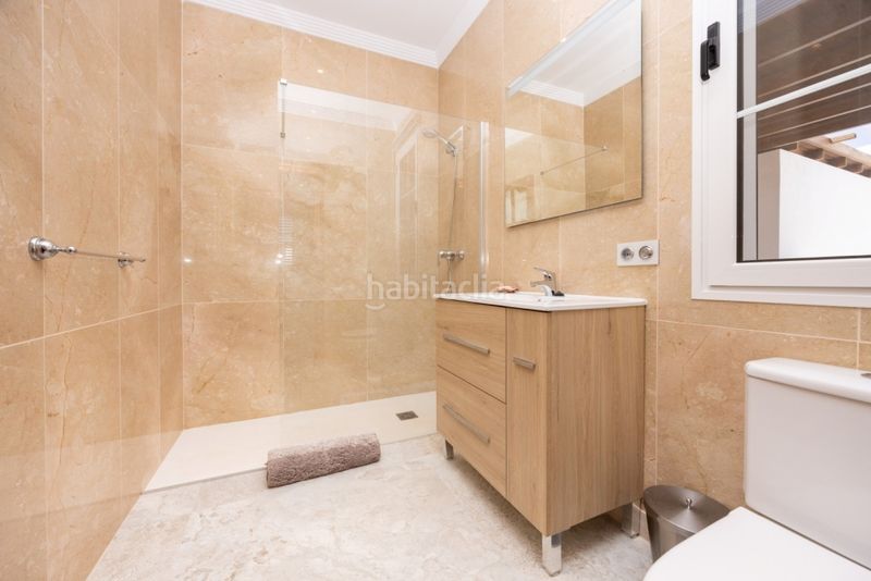 Foto 4fbb626c-1430-49a1-bd91-59cd0c210025. Casa en Punta Calero Yaiza