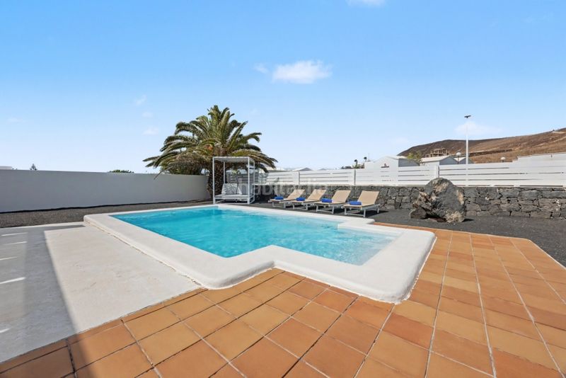 Foto 0ceb8268-f76b-4d68-b1c1-090d2c8c5b59. Casa en Playa Blanca Yaiza